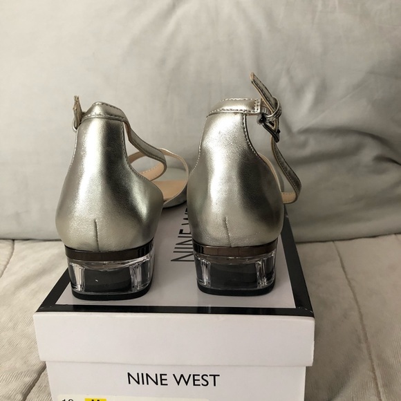 Nine West Volor Open Toe Block Heel Sandal - Picture 3 of 6